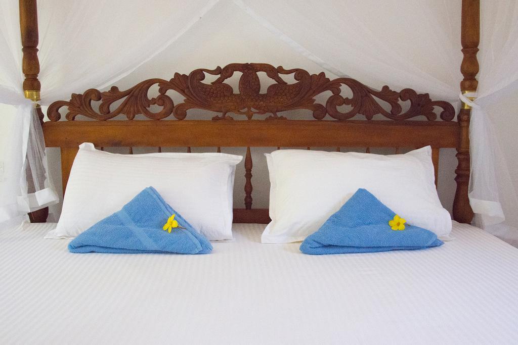 Garden Inn Мирисса Экстерьер фото